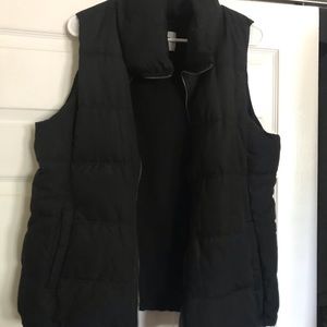 Old navy puffer vest
